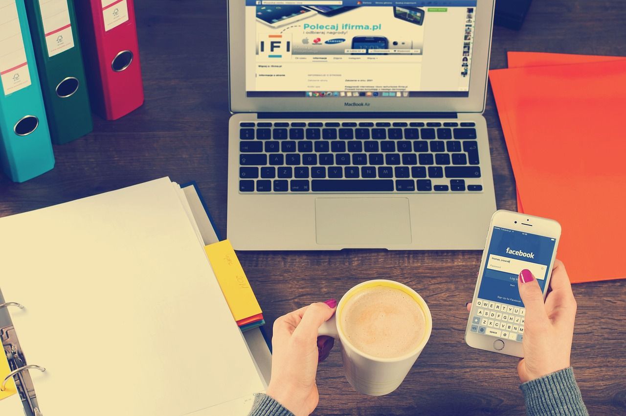 découvrez l'art du networking : conseils, stratégies et astuces pour élargir votre réseau professionnel, développer des contacts utiles et booster votre carrière.