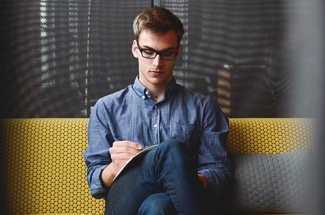 Comment contacter efficacement une entreprise en 2025 : conseils et bonnes pratiques