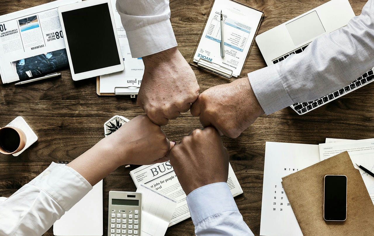 Faut-il être autoritaire ou bienveillant pour bien manager ?