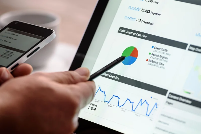 SEM vs SEO : la différence que personne ne t'explique clairement